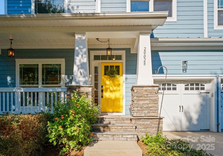 Property Photo:  20028 Northport Drive  NC 28031 