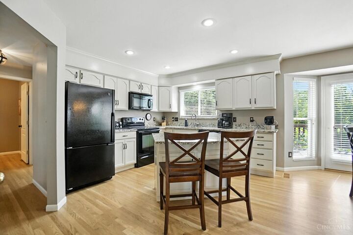 Property Photo:  7754 Cove View Drive  OH 45040 