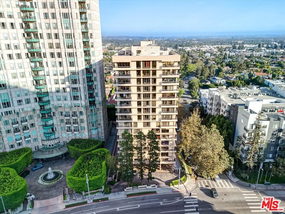 Property Photo:  10590 Wilshire Blvd  CA 90024 