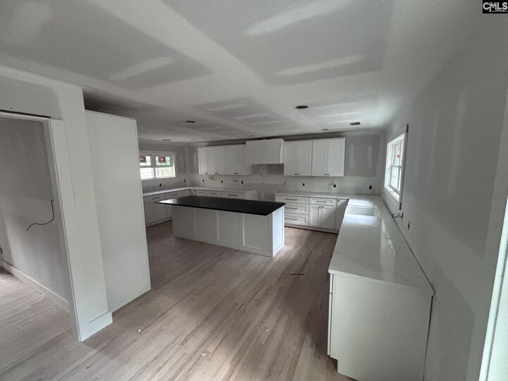 Property Photo:  1422 Brentwood  SC 29206 