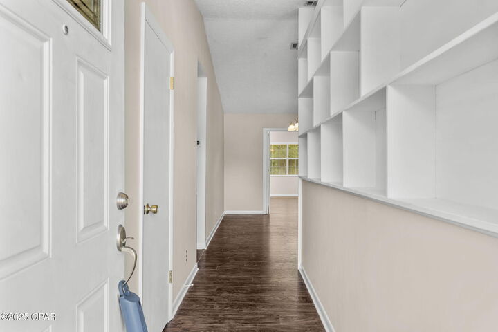 Property Photo:  3903 Becora Court  FL 32405 