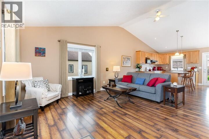 Property Photo:  472 Countess Street South  ON N0G 1R0 