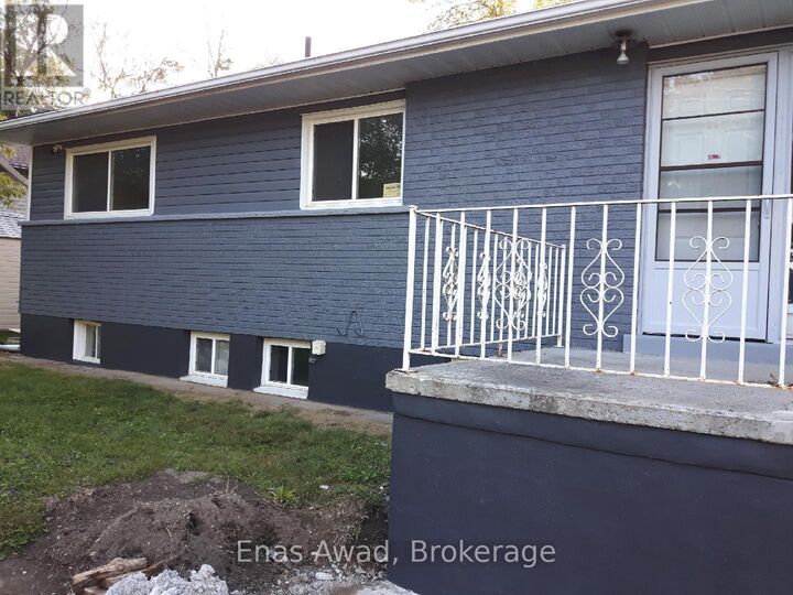 22 Olive Crescent  Orillia ON L3V 1G1 photo