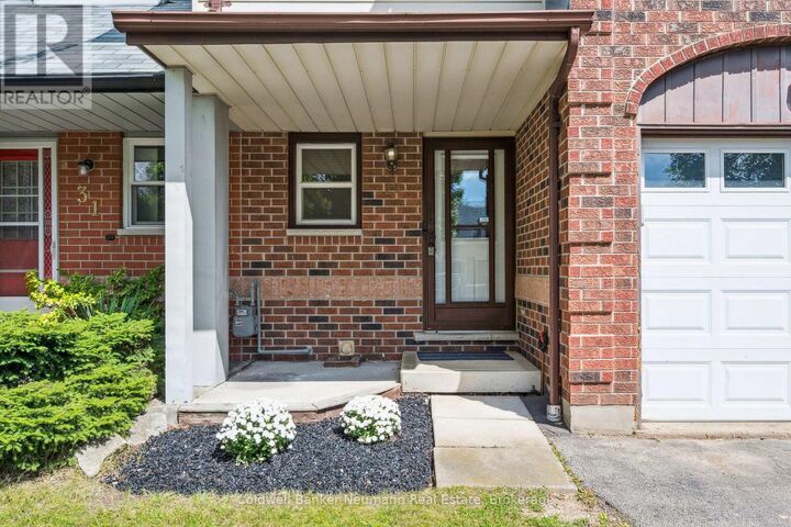 Property Photo:  29 Grandridge Crescent  ON N1H 8G1 