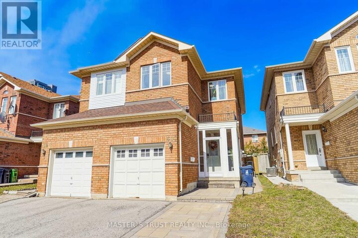 Property Photo:  40 Rochefort Drive  ON M3C 3Z3 