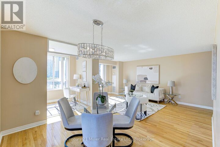 Property Photo: 156 Enfield Place 1210 ON L5B 4L8