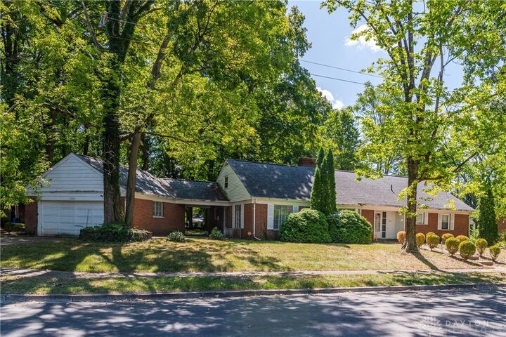 2806 Holmes Avenue  Dayton OH 45406 photo
