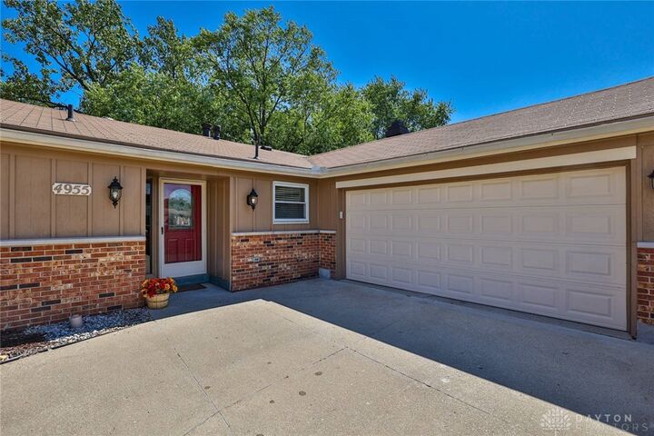 Property Photo:  4955 Pennswood Drive  OH 45424 