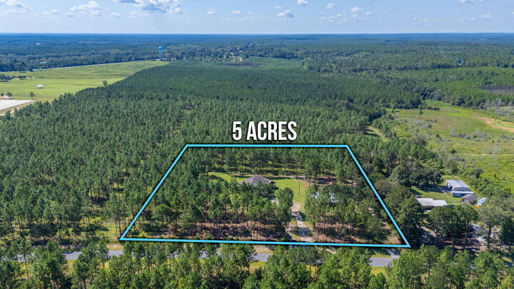 Property Photo:  3714 Earl Campbell Road  FL 32567 