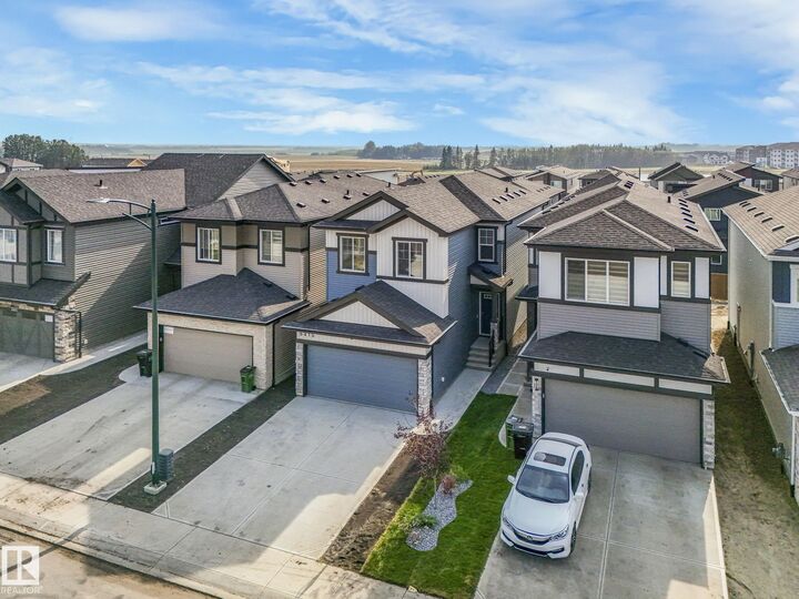 6415 27 Avenue SW  Edmonton AB T6X 3G5 photo