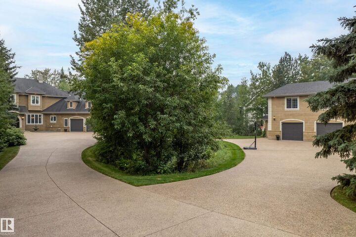 Property Photo:  52147 Rge Road 231 120  AB T8B 1A4 