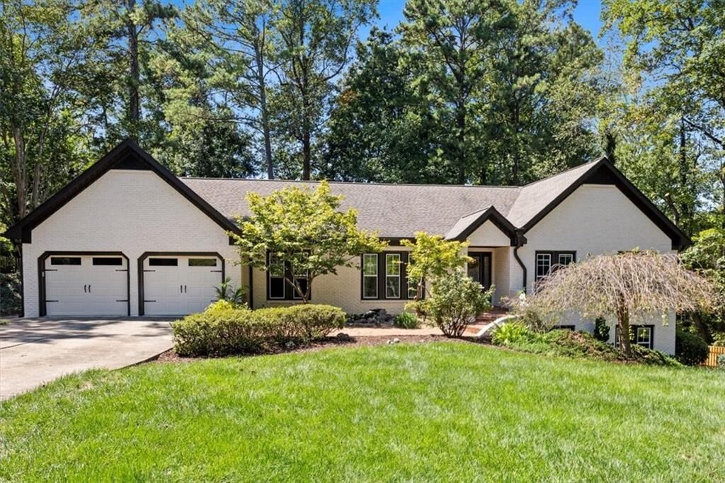 Property Photo:  3005 Creekside Way  GA 30066 