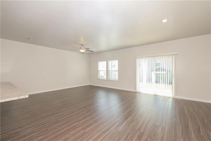 Property Photo:  1287 Sunny Lake Drive  GA 30043