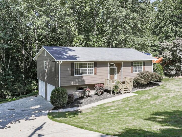 Property Photo: 301 Jetta Lane GA 30115
