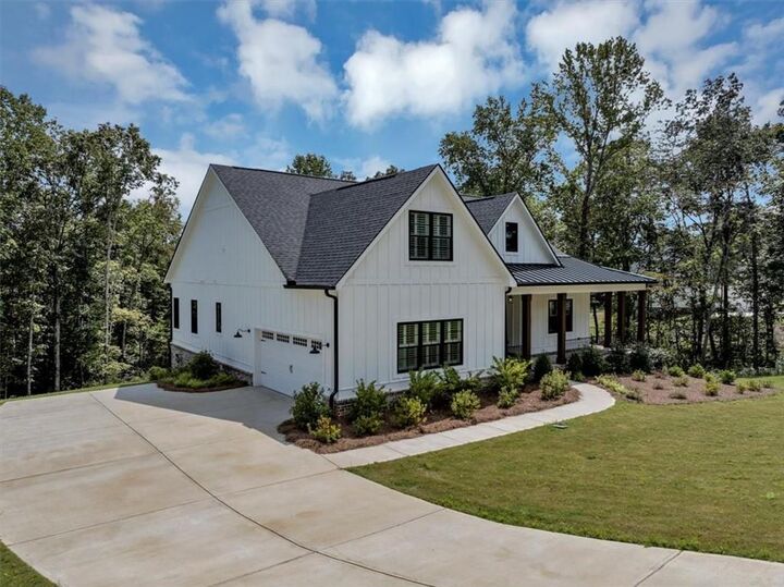 Property Photo:  659 Oxford Road  GA 30107 