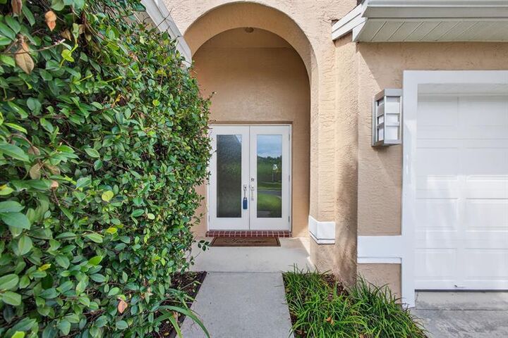 Property Photo: 2474 SE Springtree Place FL 34997