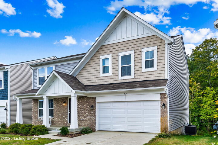 Property Photo:  18076 Bridle Run Dr  KY 40245 