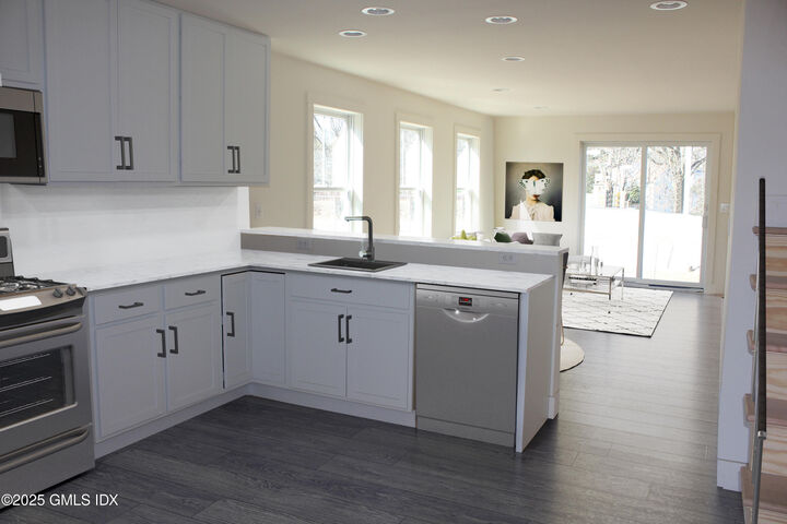 Property Photo: 4 Orchard Street O CT 06807