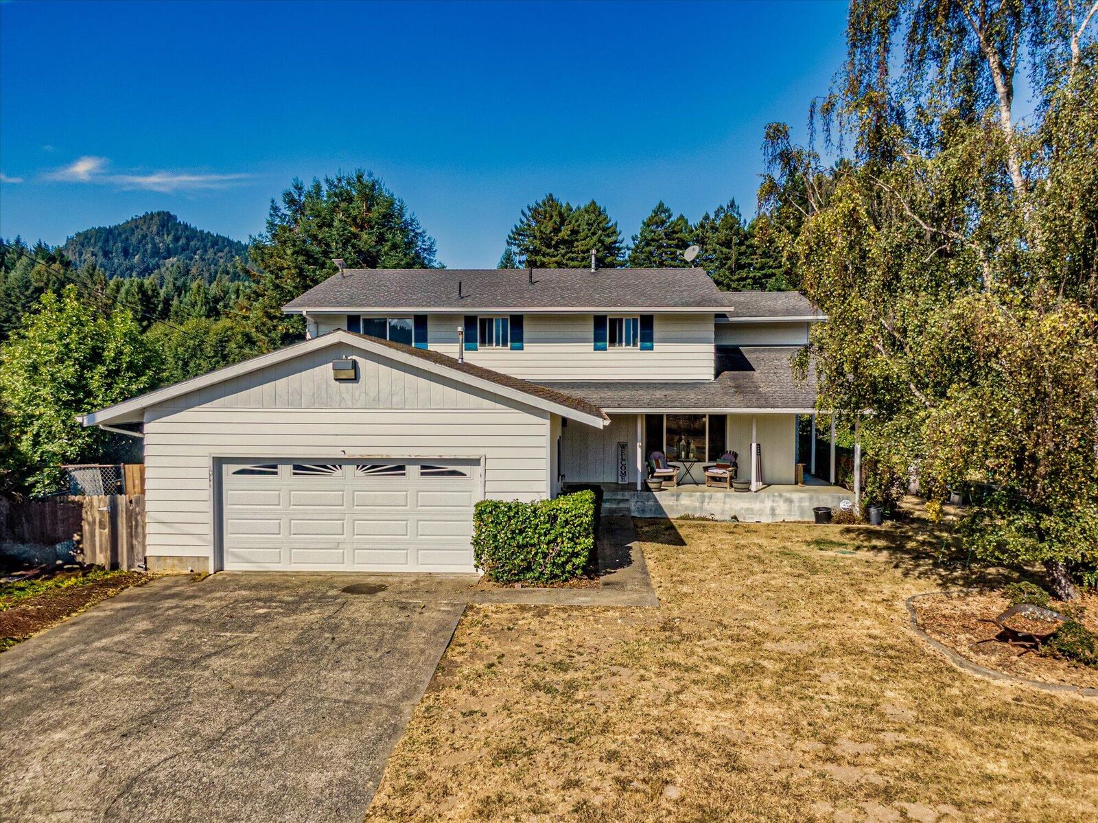 Property Photo: 1550 Hatchery Road CA 95521
