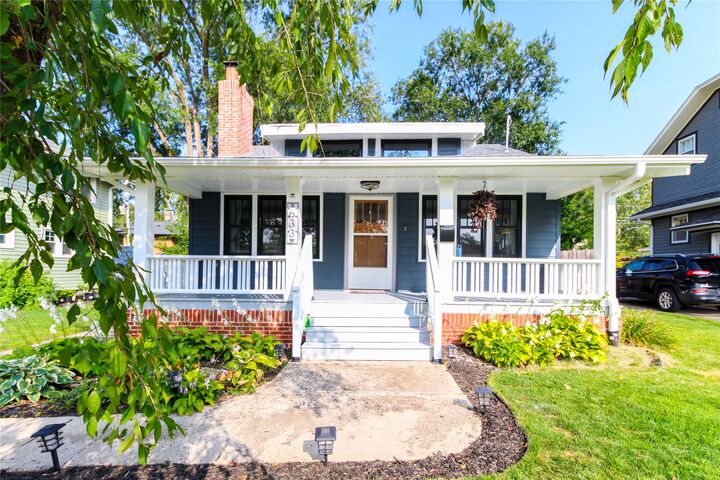633 48th Street  Des Moines IA 50312 photo