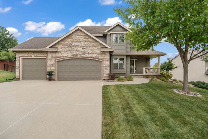 1602 S 50th Place  West Des Moines IA 50265 photo
