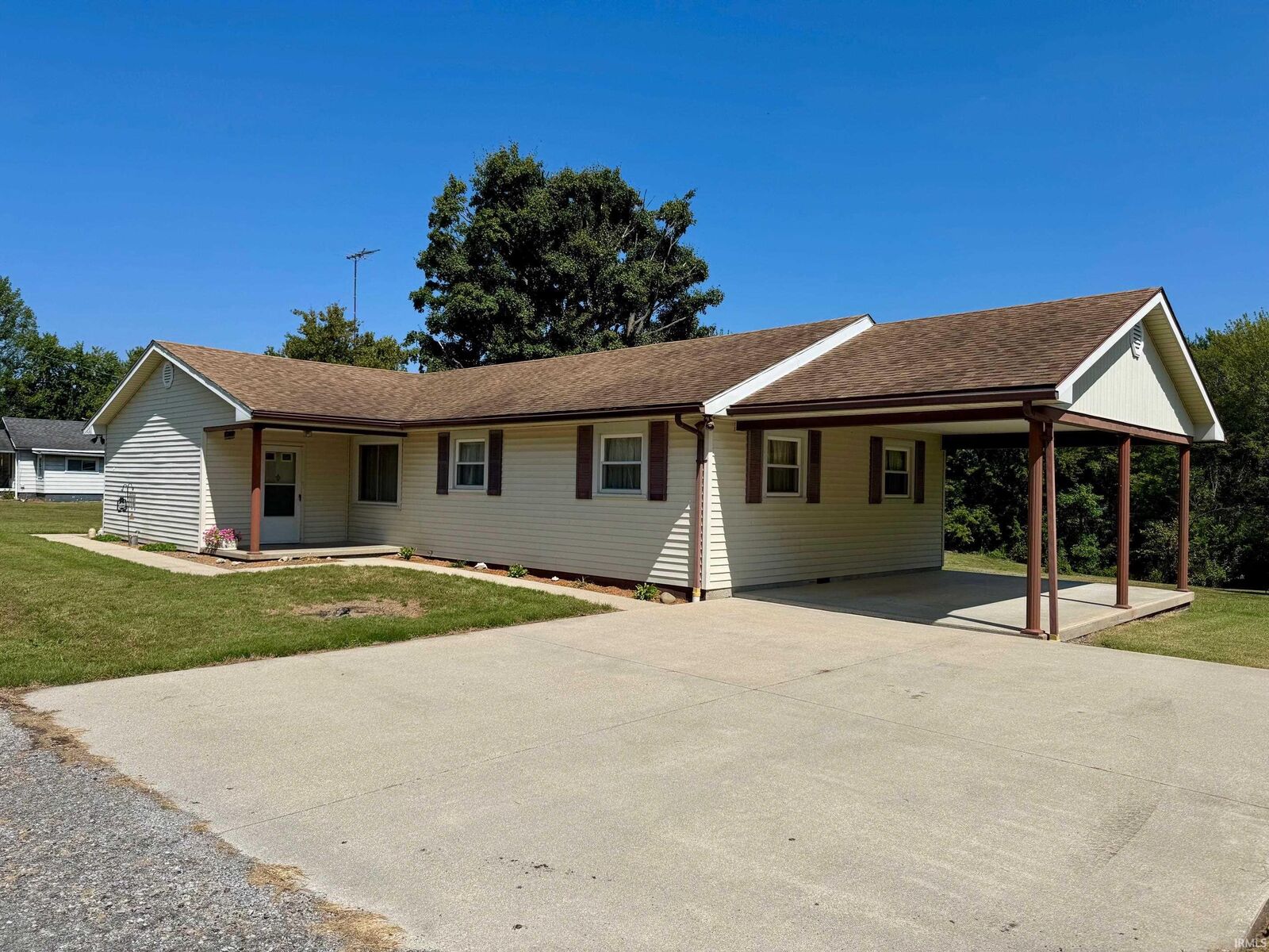 Property Photo:  500 S Center Street  IN 47649 
