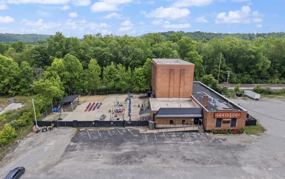 Property Photo: 899 Ky-26 KY 40701