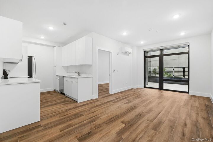 Property Photo: 199 E Post Road 203 NY 10601
