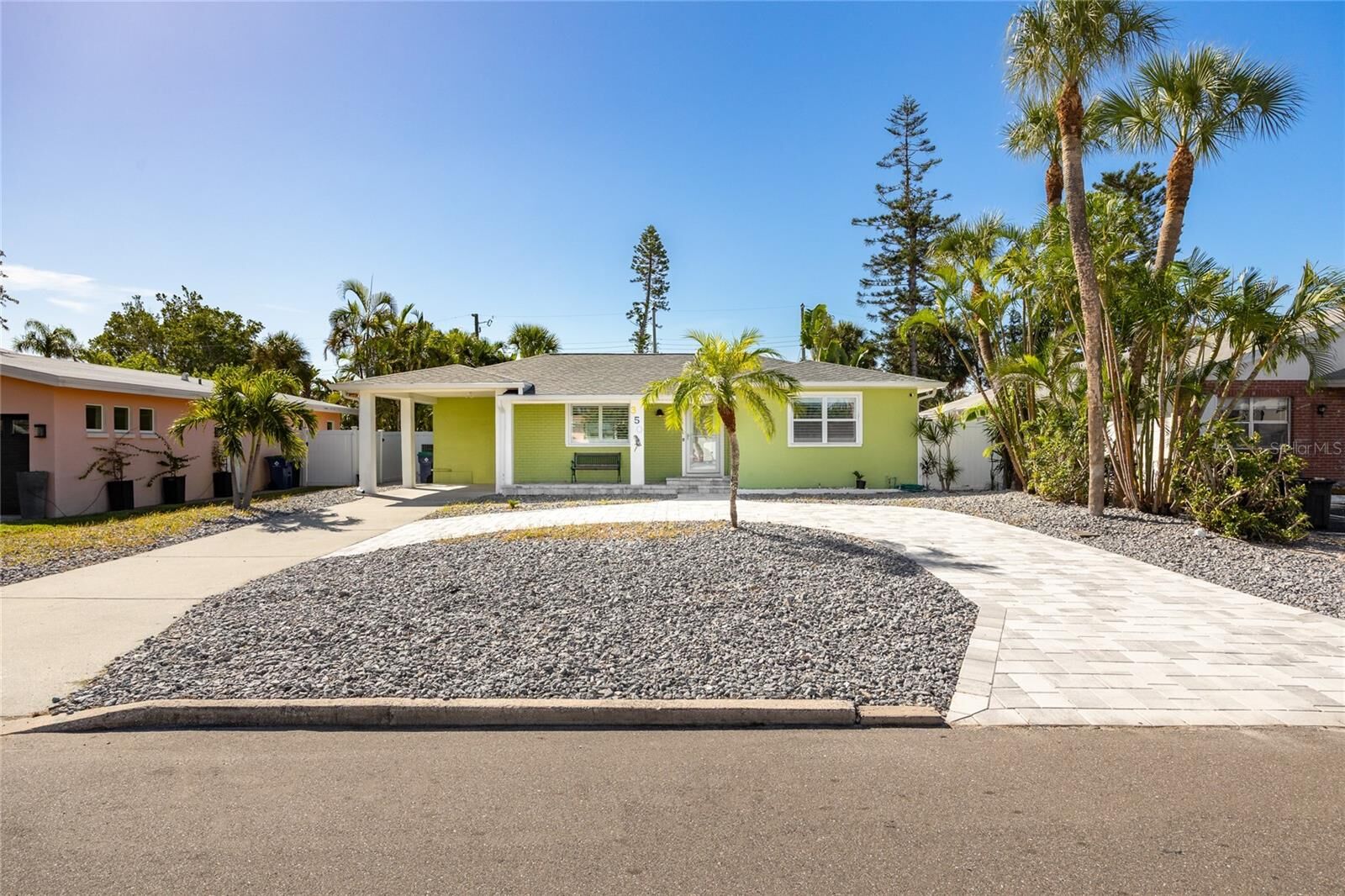 Property Photo: 350 81st Avenue FL 33706