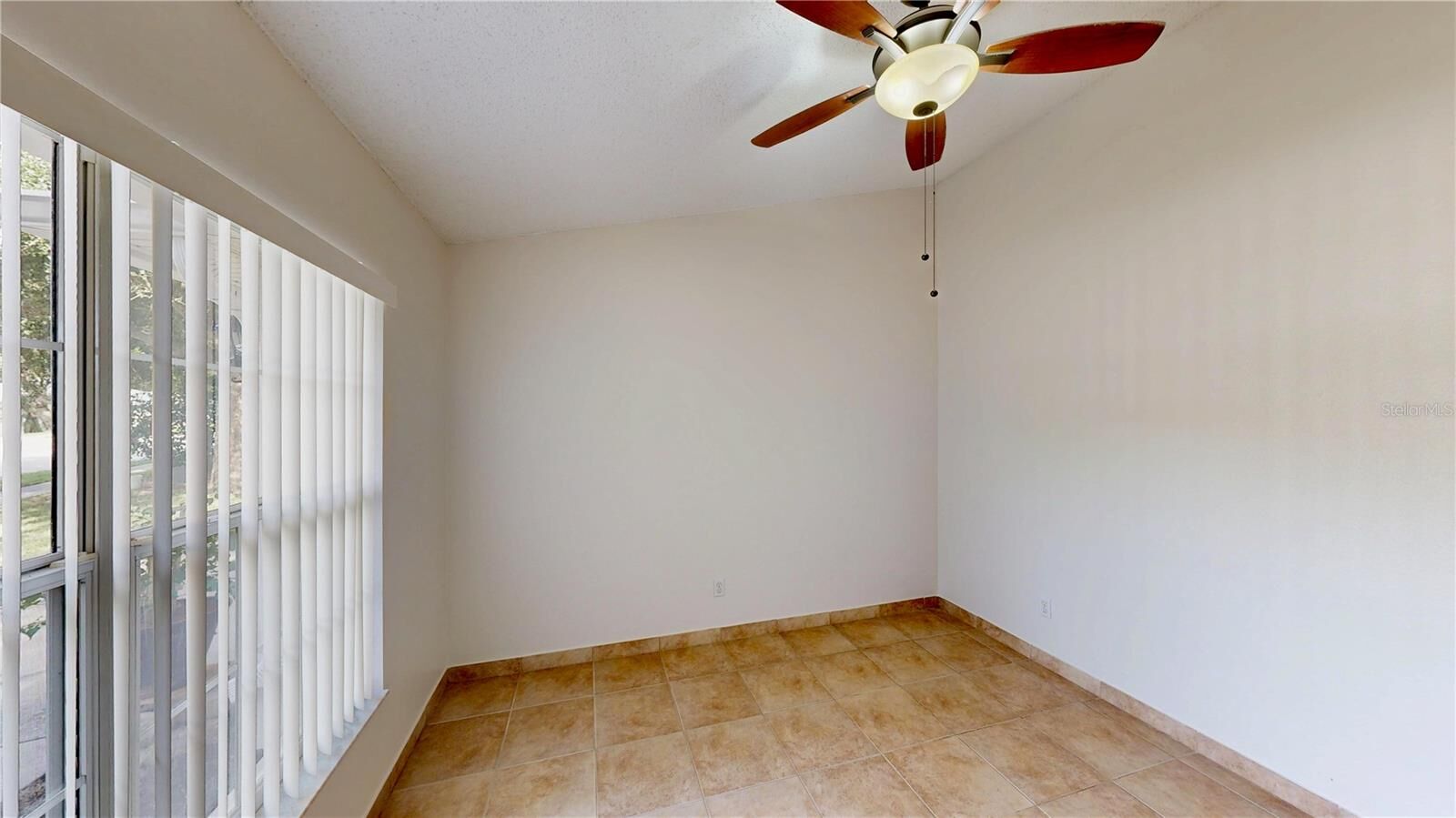 Property Photo:  1307 Rain Forest Lane  FL 34715 