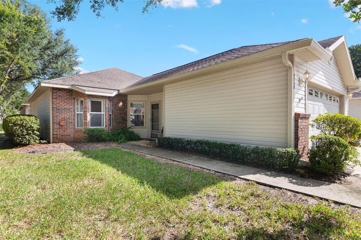 Property Photo: 4748 NW 77th Road FL 32653