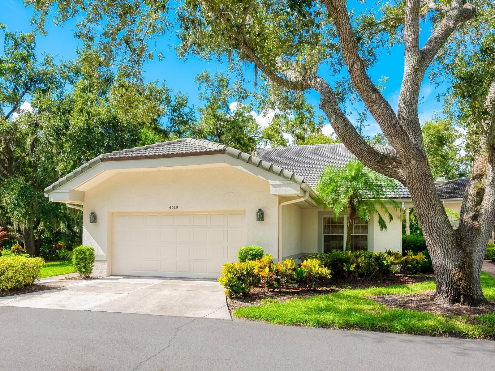 Property Photo: 4518 Whisperwood 1 FL 34235