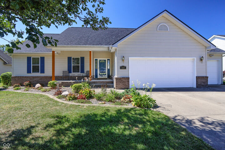 Property Photo:  6115 E Prairie Stream Way  IN 47203 
