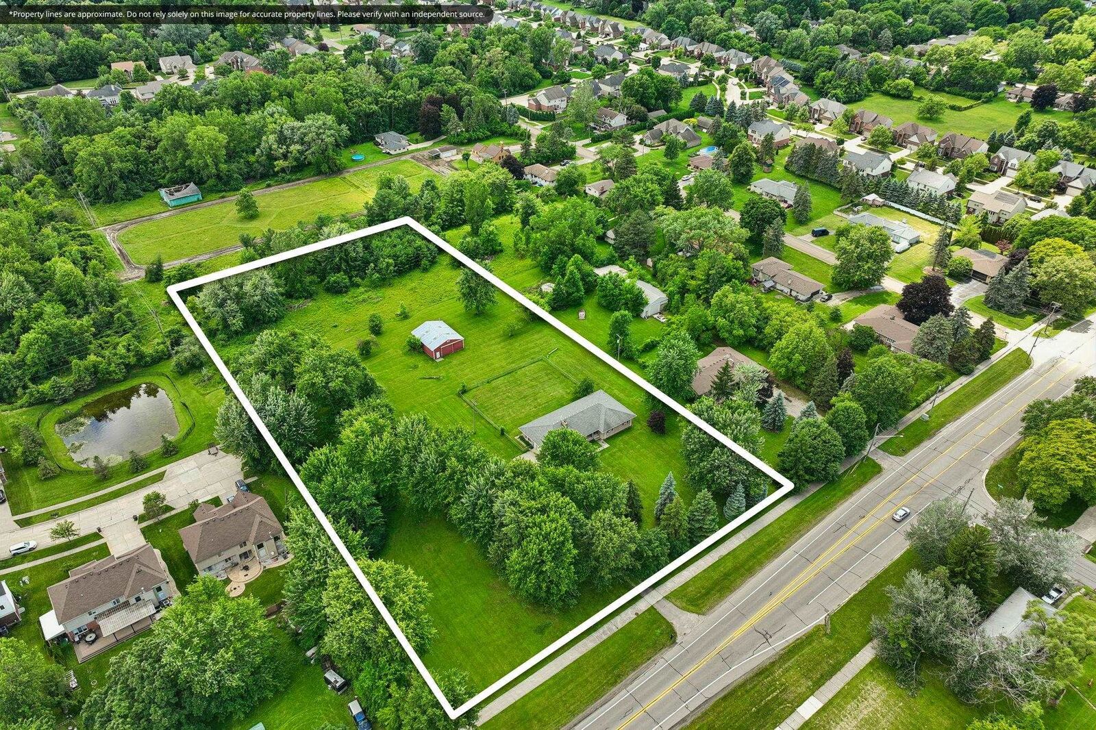 Property Photo: 2734 E Wattles Road MI 48085