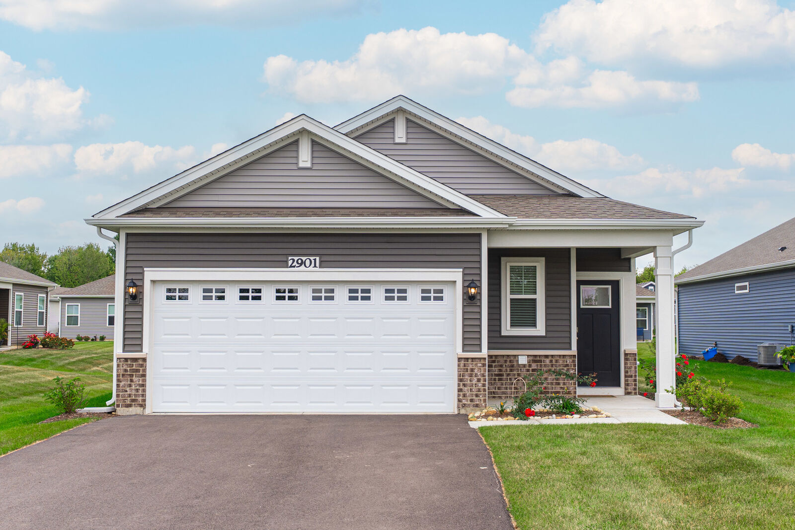 Property Photo:  2901 Harnish Drive  IL 60102 