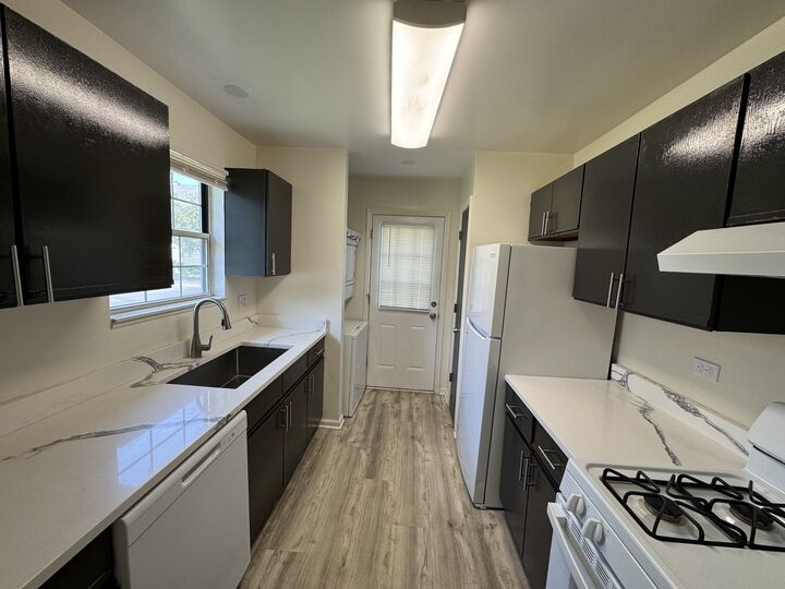 Property Photo: 458 N Lake Shore Drive IL 60067