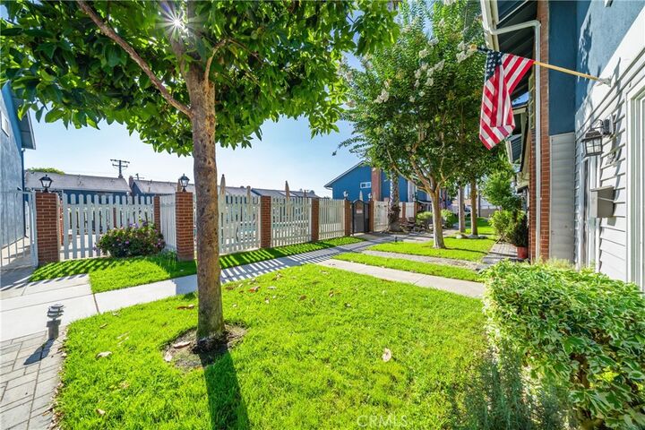 Property Photo: 2612 Del Way B CA 92648