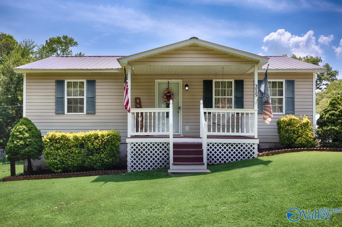 Property Photo:  215 Dusty Drive  AL 35016 