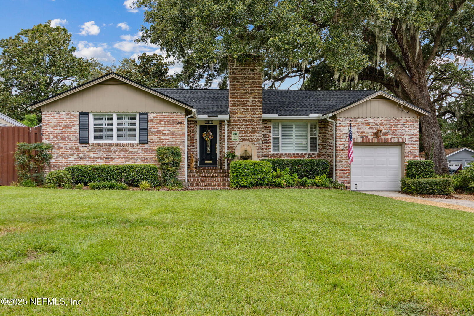 Property Photo:  1204 Nicholson Road  FL 32207 