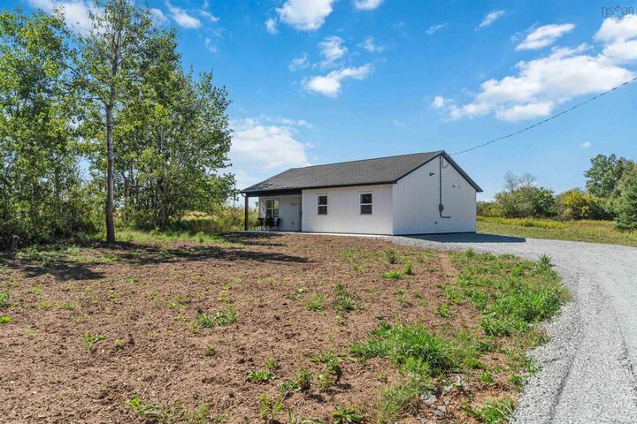 Property Photo:  2543 Highway 215  NS B0N 2A0 