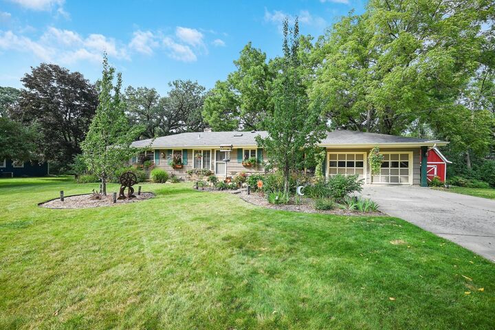 3220 Harmony Circle  Burnsville MN 55337 photo