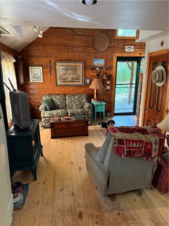 Property Photo: 2612 County Road 702 AR 72616