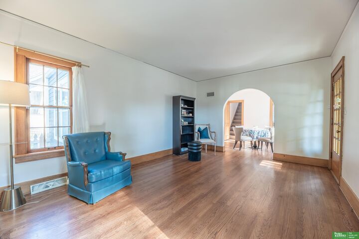 Property Photo: 5810 Woolworth Avenue NE 68106