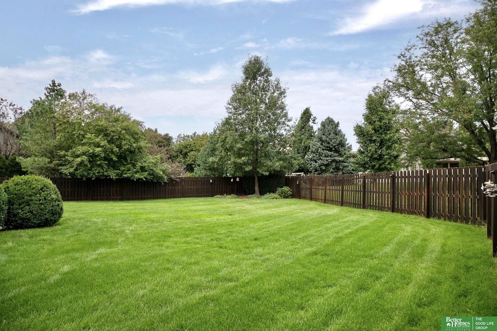 Property Photo: 15810 Burdette Street NE 68116