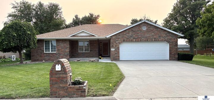 Property Photo: 1445 E Street NE 68456