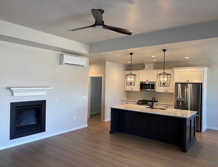 Property Photo:  3747 Ford Drive  OR 97504 