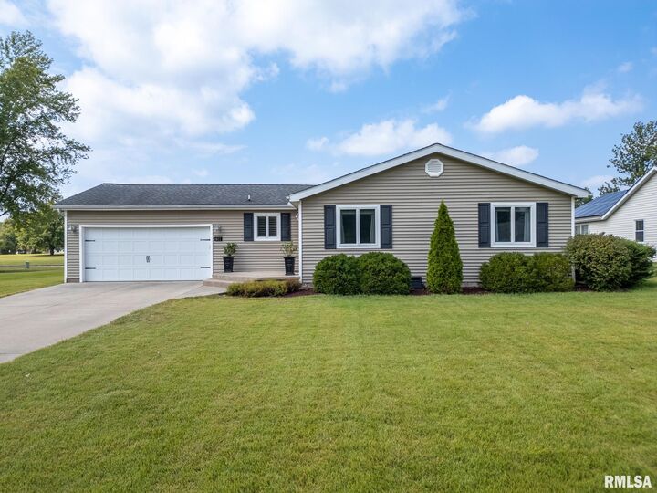 Property Photo:  611 Crab Orchard Boulevard  IL 62918 