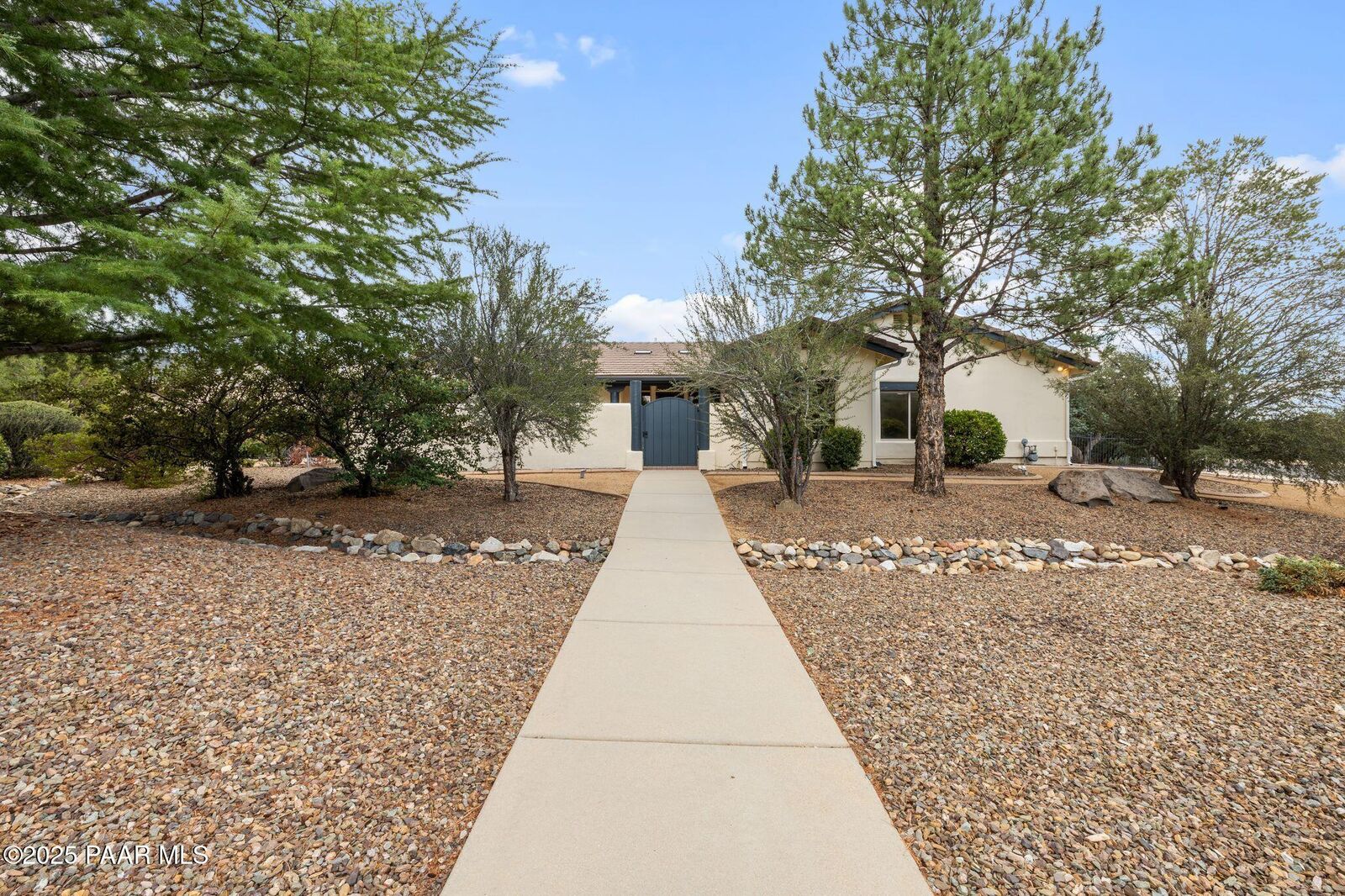 Property Photo: 5892 Honeysuckle Road AZ 86305