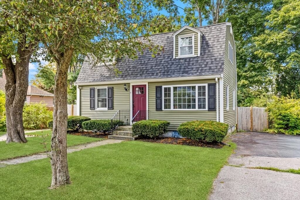 Property Photo:  11 Thayer Ave  MA 02188 