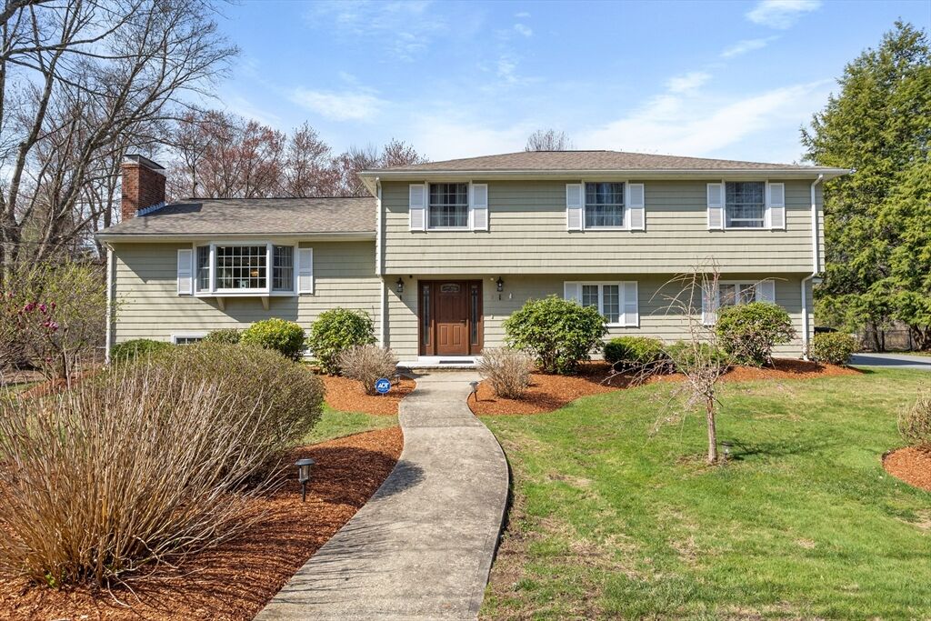 Property Photo:  6 Hadley Road  MA 02420 